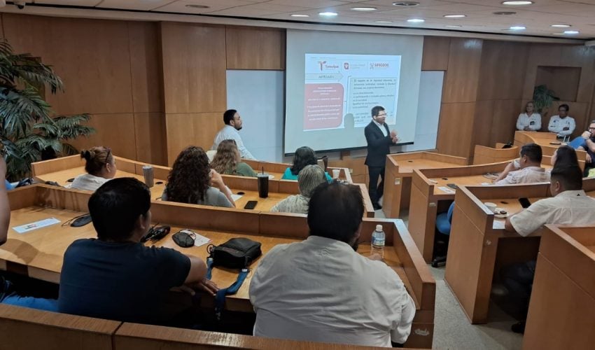 Sensibiliza SIPRODDIS a servidores públicos con talleres para promover los derechos de personas con&nbsp;discapacidad