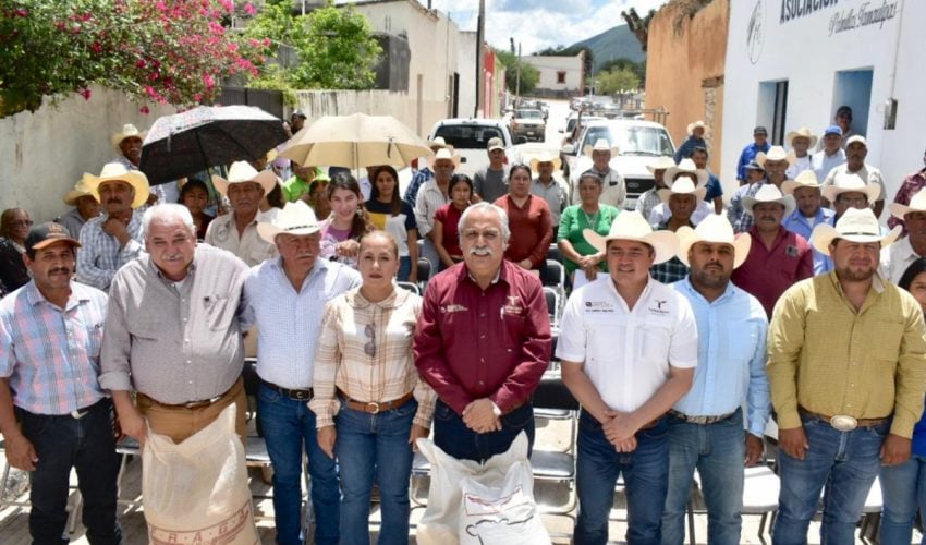 Reciben insumos productores pecuarios del&nbsp;altiplano