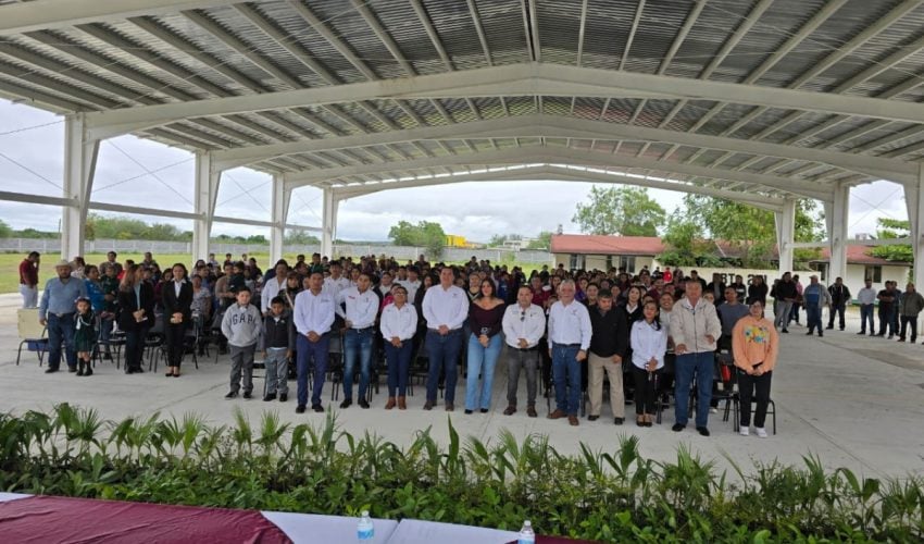 Fomenta Desarrollo Rural cuidado del medio ambiente con la donación de 2 mil&nbsp;árboles