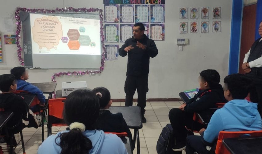Reciben estudiantes de primaria plática preventiva sobre delitos&nbsp;cibernéticos