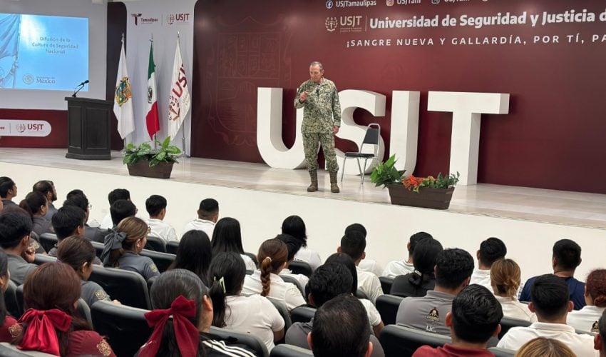 Destaca comandante de la 48 Zona Militar avances en infraestructura y valores de la&nbsp;USJT