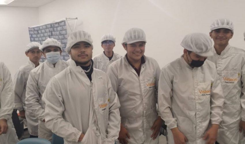 Aprenden estudiantes de la UTTN sobre procesos de manufactura automatizados en&nbsp;Visteon