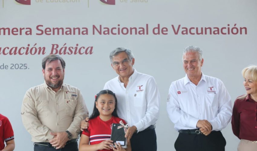 Pone en marcha Américo campaña de vacunación en escuelas y entrega tabletas a niñas y&nbsp;niños