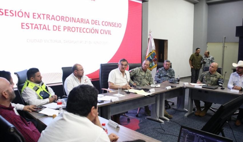 Ordena gobernador Américo Villarreal reforzar acciones preventivas ante tormenta Barry; se esperan fuertes&nbsp;lluvias