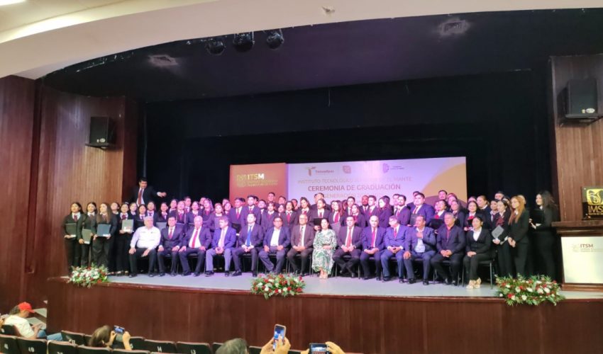 Egresan del Instituto Tecnológico Superior de El Mante nuevos&nbsp;profesionistas