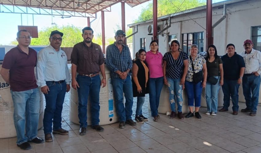 Beneficia ITAVU a comunidades de Burgos y Méndez con tinacos&nbsp;equipados