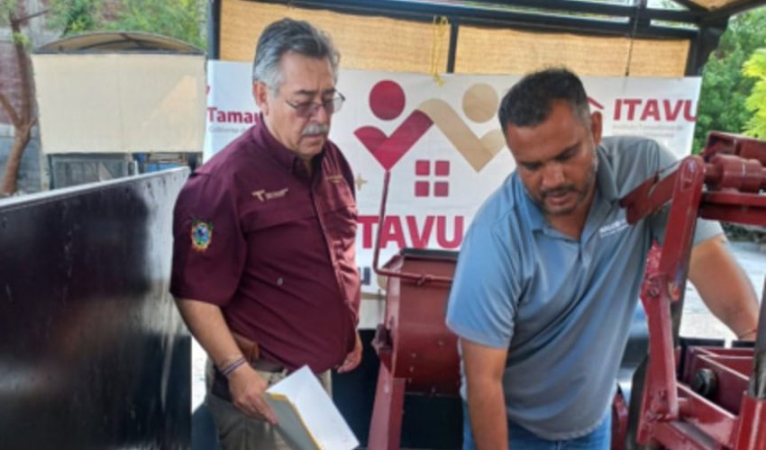 Transforma ITAVU viviendas con bloqueras comunitarias en Díaz Ordaz y&nbsp;Tula