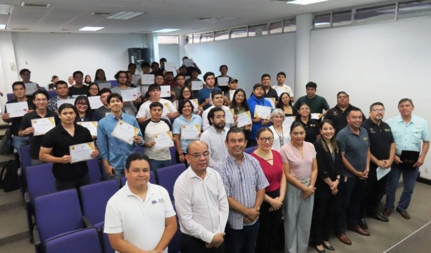 Obtienen estudiantes de la UPV certificaciones&nbsp;internacionales