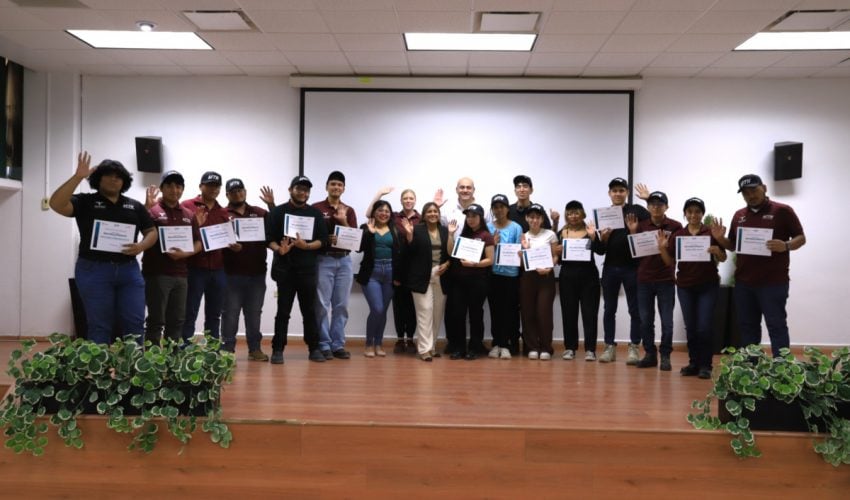 Reciben estudiantes de la UTTN taller de crecimiento personal y equilibrio&nbsp;emocional