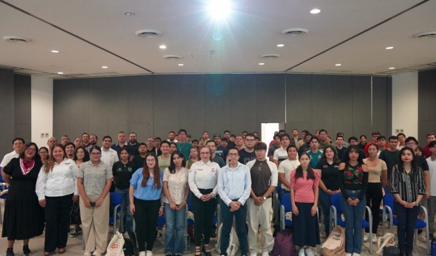 Fortalece CRETAM enseñanza de matemáticas con&nbsp;tecnología