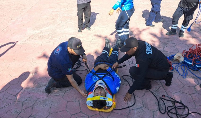 Recibe Guardia Estatal de Güémez capacitación en Levantamiento de Pacientes y Control y Descenso Nacional de&nbsp;Emergencias